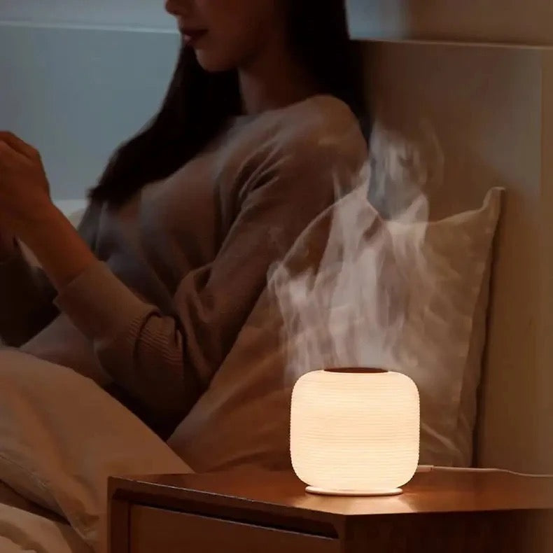 Lantern Shaped Aroma Oil Diffuser and Night Light includes a scent